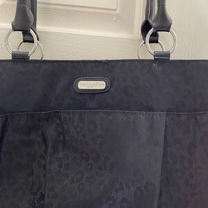 Baggallini Black Travel Bag Set, Inc Wristlet